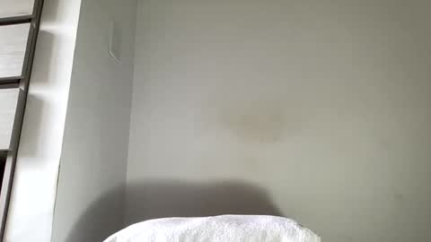 Snapshot of enmascara2 chatting on 01-10-25, 07:54 enmascara2 online show from 01-10-25, 07:54