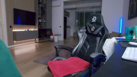 Erik online show from 02-22-26, 11:25