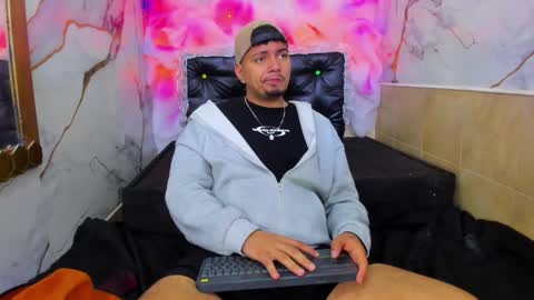 enrique online show from 10-26-25, 11:49