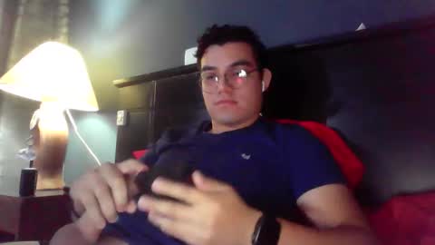 enriquecum online show from 10-28-25, 02:15