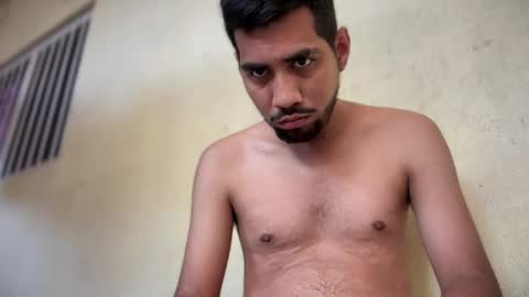 Enriquegc197 online show from 02-02-25, 07:04