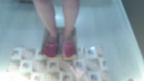 betty online show from 12-25-24, 04:32