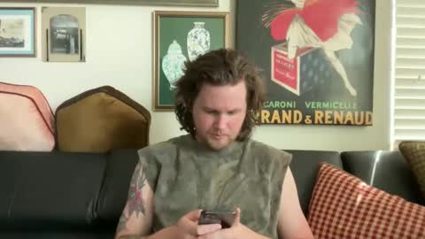 Snapshot of entreporneur chatting on 09-12-25, 09:37 FOLLOW  JOIN MY CULT online show from 09-12-25, 09:37