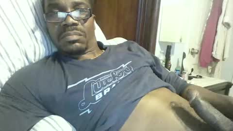 Snapshot of envyme2017 chatting on 12-23-24, 02:56 Envyme2017 online show from 12-23-24, 02:56