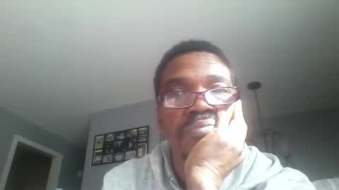 Snapshot of envyme2017 chatting on 02-08-25, 05:39 Envyme2017 online show from 02-08-25, 05:39