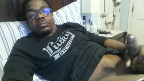 Snapshot of envyme2017 chatting on 02-14-26, 07:16 Envyme2017 online show from 02-14-26, 07:16