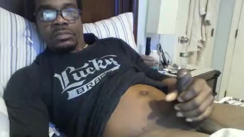 Snapshot of envyme2017 chatting on 02-21-26, 06:36 Envyme2017 online show from 02-21-26, 06:36