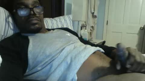 Snapshot of envyme2017 chatting on 03-15-26, 10:49 Envyme2017 online show from 03-15-26, 10:49