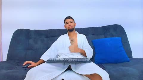 enyel_100 online show from 04-22-26, 06:20