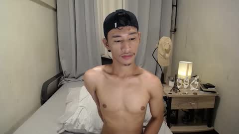 Snapshot of enzinoxx2024 chatting on 01-06-26, 05:44 enzo online show from 01-06-26, 05:44