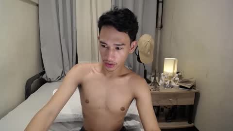 Snapshot of enzinoxx2024 chatting on 02-05-26, 08:13 enzo online show from 02-05-26, 08:13