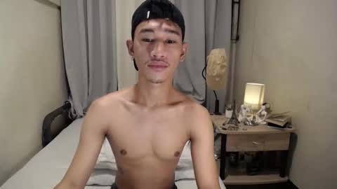 Snapshot of enzinoxx2024 chatting on 02-08-26, 08:23 enzo online show from 02-08-26, 08:23