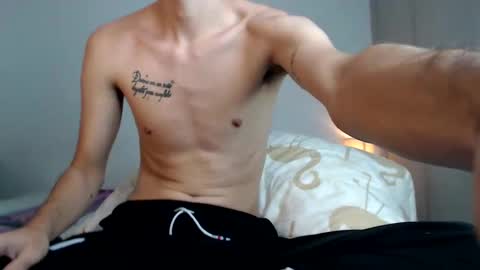 Snapshot of enzo_1408 chatting on 12-10-24, 03:20 enzo 1408 online show from 12-10-24, 03:20