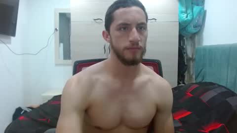Snapshot of enzo_savage chatting on 09-08-25, 06:07 enzo_savage online show from 09-08-25, 06:07