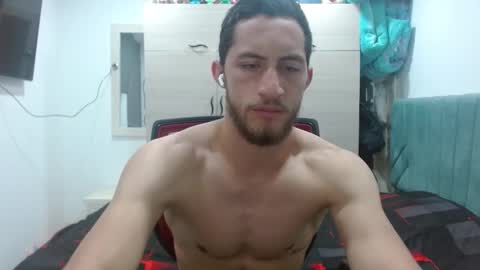 Snapshot of enzo_savage chatting on 09-10-25, 06:41 enzo_savage online show from 09-10-25, 06:41
