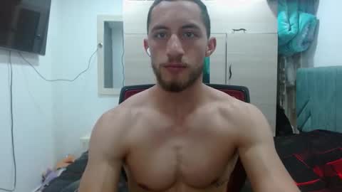 Snapshot of enzo_savage chatting on 09-26-25, 05:50 enzo_savage online show from 09-26-25, 05:50