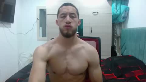Snapshot of enzo_savage chatting on 09-28-25, 06:02 enzo_savage online show from 09-28-25, 06:02