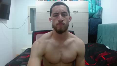 Snapshot of enzo_savage chatting on 10-06-25, 06:38 enzo_savage online show from 10-06-25, 06:38