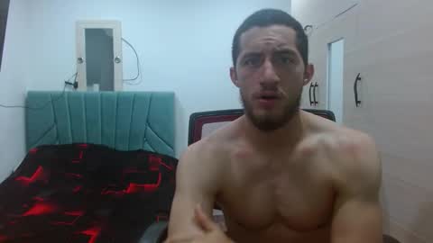 Snapshot of enzo_savage chatting on 10-22-25, 06:29 enzo_savage online show from 10-22-25, 06:29