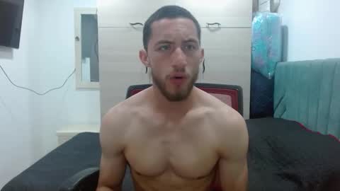 enzo_savage online show from 11-24-25, 05:45