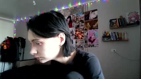 Lucy NEXT STREAM January 5 HNY  online show from 01-09-26, 07:44