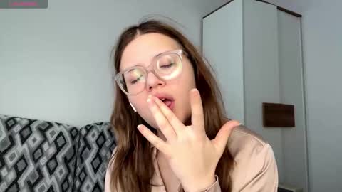 Snapshot of erapody chatting on 02-23-26, 06:00 Venice online show from 02-23-26, 06:00