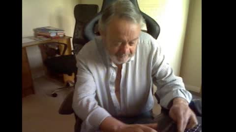 erasmus_d online show from 10-07-25, 04:59