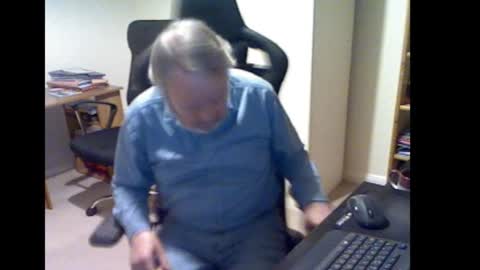 erasmus_d online show from 10-17-25, 05:15