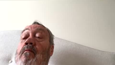 erasmus_d online show from 06-04-26, 07:14
