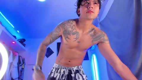 Snapshot of eren_blade_ chatting on 12-03-24, 01:30 Tht BOSS Eren online show from 12-03-24, 01:30