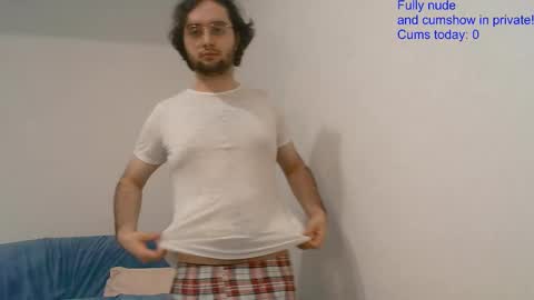 Snapshot of eren_jaeger2000 chatting on 10-04-25, 03:04 Eren online show from 10-04-25, 03:04