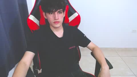 Snapshot of eren_tatakae chatting on 12-11-24, 10:16 eren_tatakae online show from 12-11-24, 10:16