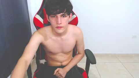 Snapshot of eren_tatakae chatting on 12-12-24, 10:20 eren_tatakae online show from 12-12-24, 10:20