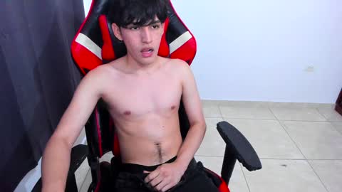 Snapshot of eren_tatakae chatting on 01-12-25, 08:36 eren_tatakae online show from 01-12-25, 08:36