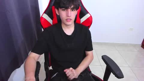 Snapshot of eren_tatakae chatting on 02-16-25, 08:55 eren_tatakae online show from 02-16-25, 08:55