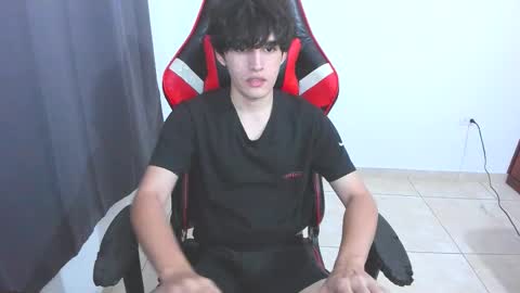 Snapshot of eren_tatakae chatting on 10-14-25, 02:12 eren_tatakae online show from 10-14-25, 02:12