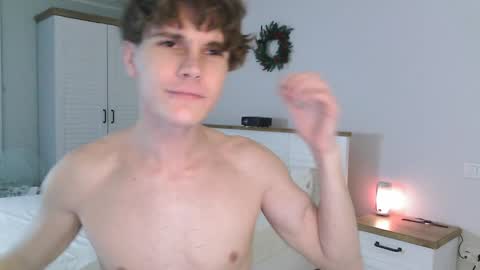 Snapshot of eric_crush chatting on 12-25-24, 04:12 Eric Crush online show from 12-25-24, 04:12