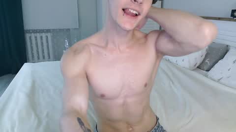 Snapshot of eric_crush chatting on 12-30-24, 03:47 Eric Crush online show from 12-30-24, 03:47