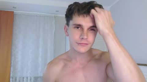 Snapshot of eric_crush chatting on 09-24-25, 04:05 Eric Crush online show from 09-24-25, 04:05