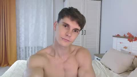 Snapshot of eric_crush chatting on 10-15-25, 04:01 Eric Crush online show from 10-15-25, 04:01