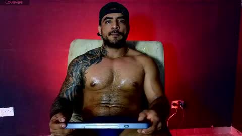 Snapshot of eric_harrison1 chatting on 05-10-26, 03:28 Brayan online show from 05-10-26, 03:28