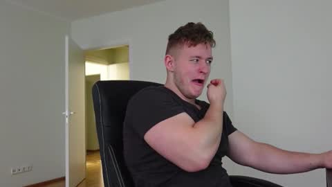    online show from 10-21-25, 06:36