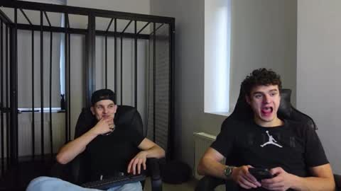    online show from 10-29-25, 02:30