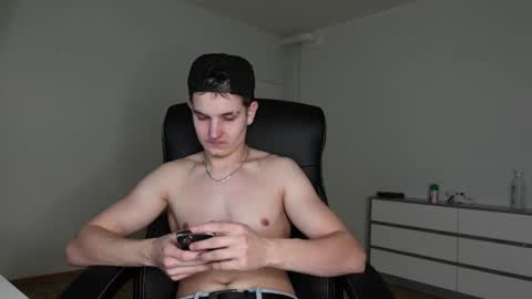    online show from 11-07-25, 02:50