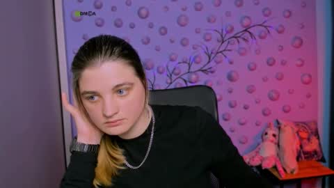 your dear Erica  online show from 01-06-26, 08:34