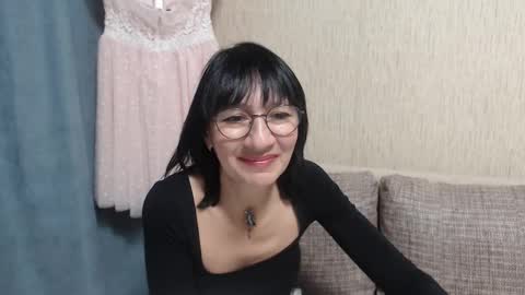 ericablack8 online show from 12-19-24, 06:23