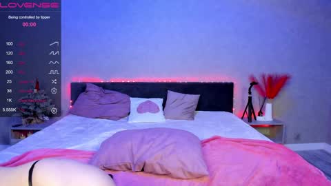 Snapshot of ericapreston chatting on 01-27-25, 09:11 Erica online show from 01-27-25, 09:11