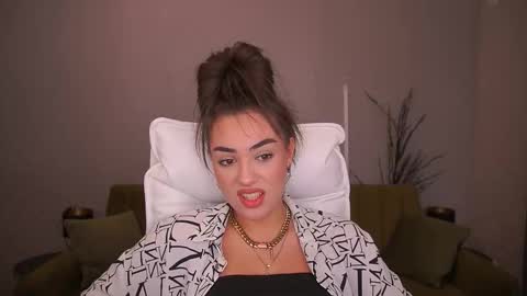 Snapshot of ericasin chatting on 09-20-25, 01:23 Erica online show from 09-20-25, 01:23