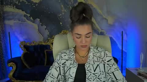 Snapshot of ericasin chatting on 09-21-25, 06:15 Erica online show from 09-21-25, 06:15