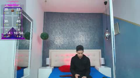   online show from 11-10-25, 05:06